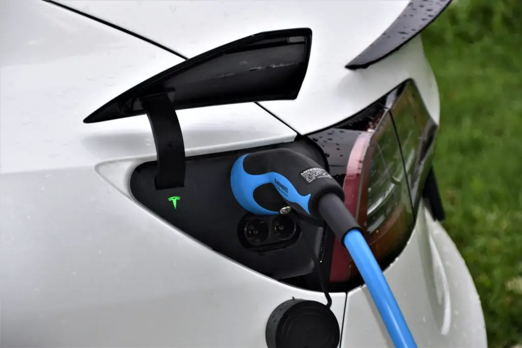 charging a Tesla car